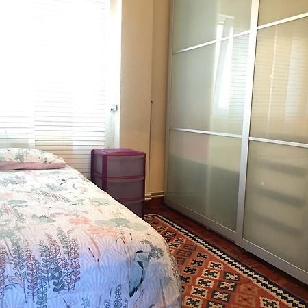 Sunny Apt Close To University With Parking And Wifi Santander Bagian luar foto