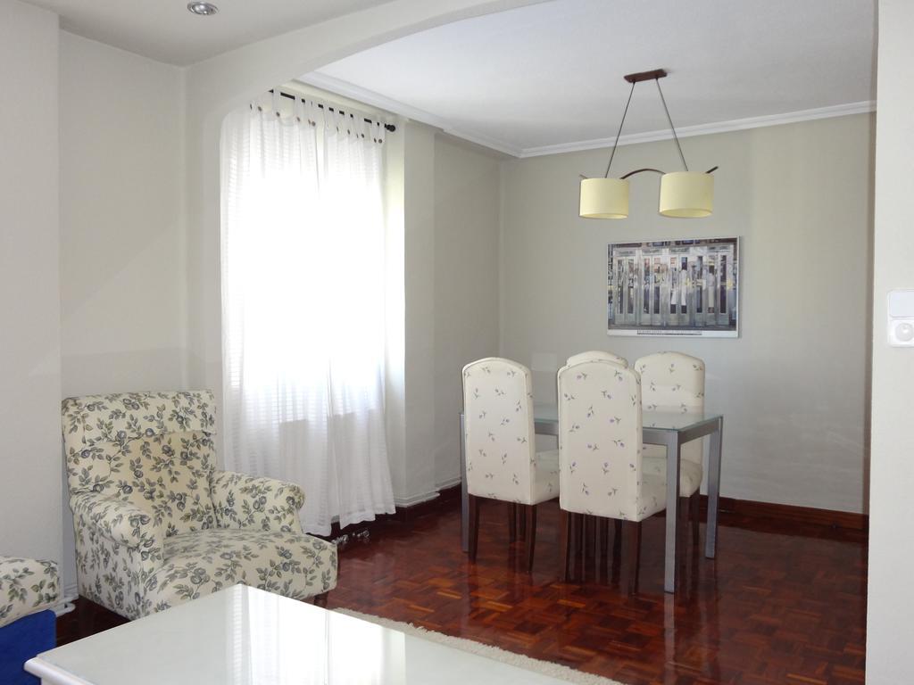 Sunny Apt Close To University With Parking And Wifi Santander Bagian luar foto