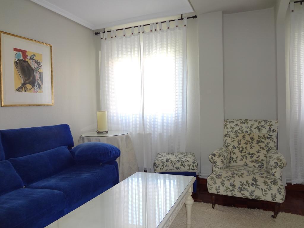 Sunny Apt Close To University With Parking And Wifi Santander Bagian luar foto